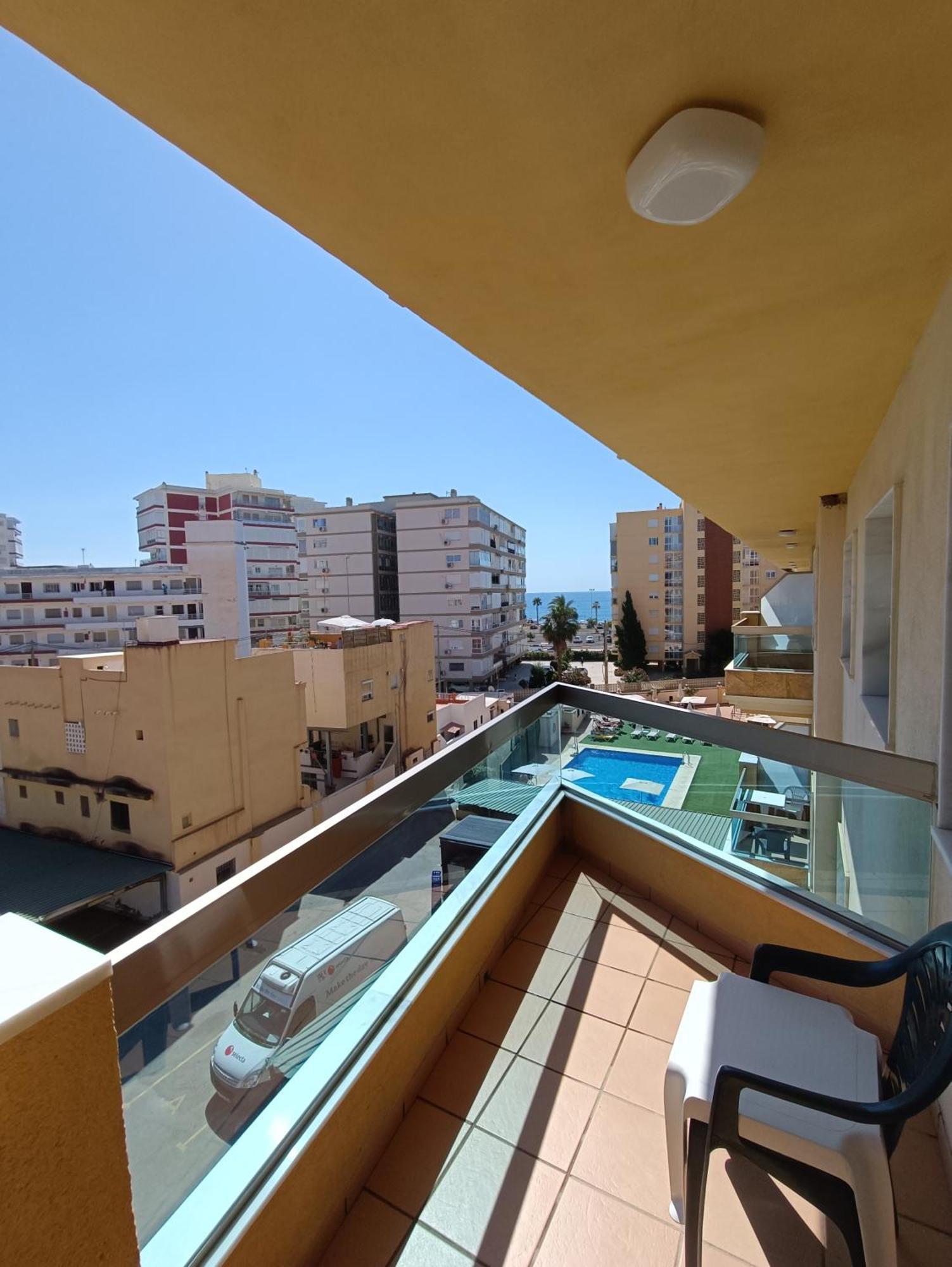 Apartamentos Proamar Torre Del Mar Buitenkant foto